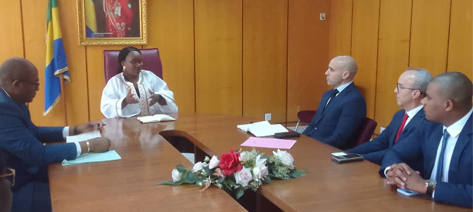 Rencontre entre le ministre des Affaires sociales et TMS : Projets pour améliorer la santé au Gabon